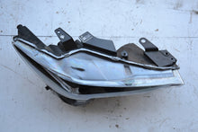 Laden Sie das Bild in den Galerie-Viewer, Frontscheinwerfer Mazda Cx5 K124-51030 LED FALSE Scheinwerfer Headlight SCH5621799880nm