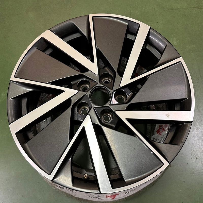 1x Alufelge 18 Zoll 7.5" 5x112 48ET Graphit 5E3601025AD Mg Octavia Rim Wheel FEL6614045179hc