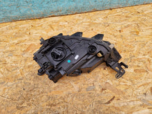 Load image into Gallery viewer, Frontscheinwerfer VW T Roc T-Roc 2GA941036P 90138913 Rechts Headlight SCH9207321104ej