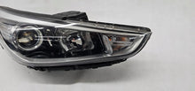 Load image into Gallery viewer, Frontscheinwerfer Hyundai I30 III 92102-G4020 Rechts Scheinwerfer Headlight