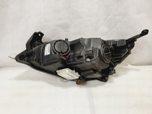 Laden Sie das Bild in den Galerie-Viewer, Frontscheinwerfer Opel Astra J 13253650LH Xenon Ein Stück (Rechts oder Links) SCH3081675287ga