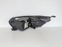 Laden Sie das Bild in den Galerie-Viewer, Frontscheinwerfer Renault Trafic III 260102899R Rechts Scheinwerfer Headlight SCH2757365620ul
