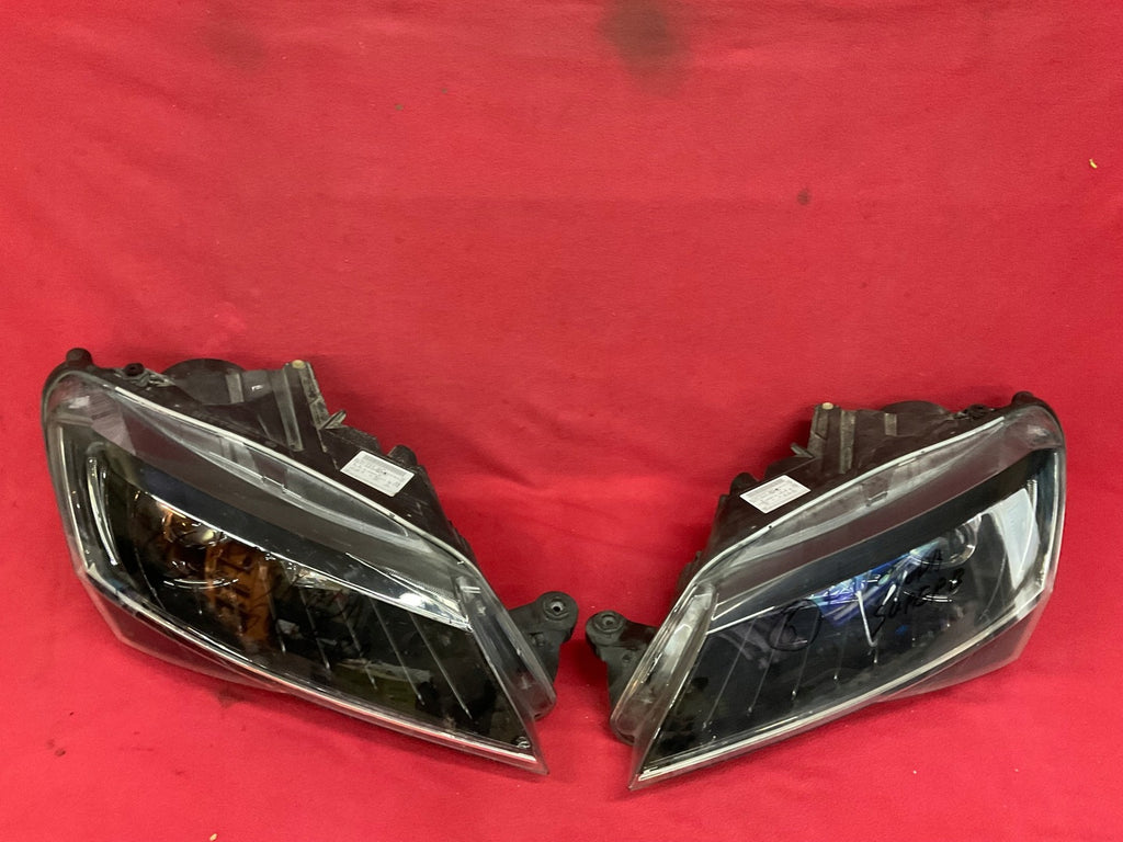 Frontscheinwerfer Skoda Superb III 3V1941017A Ein Stück (Rechts oder Links)