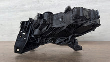 Laden Sie das Bild in den Galerie-Viewer, Frontscheinwerfer Audi Q7 4M0941012C Rechts Scheinwerfer Headlight SCH9772463557il