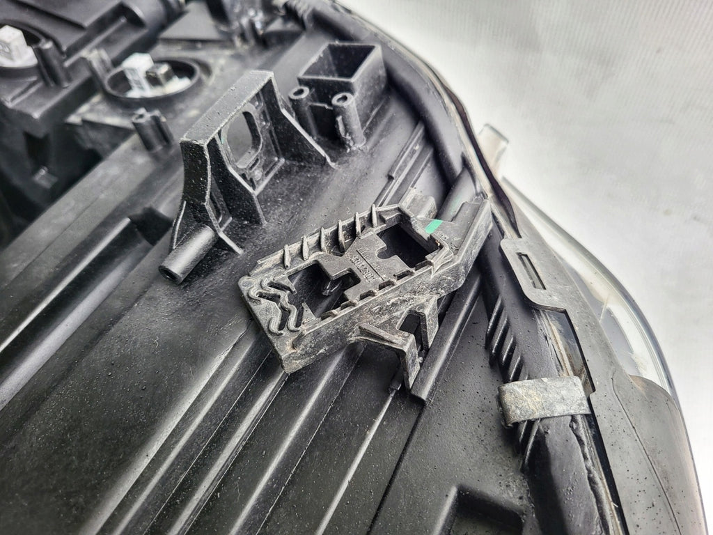 Frontscheinwerfer Mercedes-Benz Cla A1179065100 A1179065200 Xenon Ein Satz SCH4662009062ln