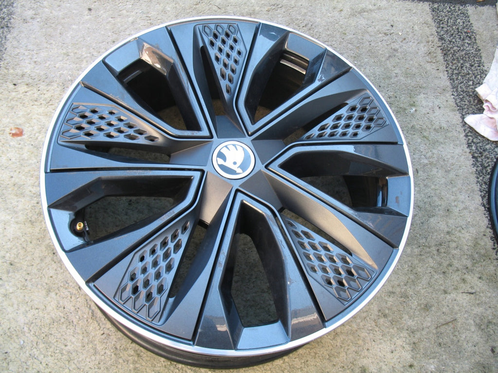 1x Alufelge 17 Zoll 7.0" 5x112 45ET Matt Graphit 57A601025 Skoda Kodiaq FEL8670112510sj