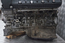 Laden Sie das Bild in den Galerie-Viewer, Motor BMW E65 E66 N62B44A 4.4 333PS 159TKm Benzin Engine Unkomplett