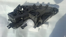Laden Sie das Bild in den Galerie-Viewer, Frontscheinwerfer Seat Alhambra 7N5941752 Xenon Rechts Scheinwerfer Headlight SCH6229949929ge