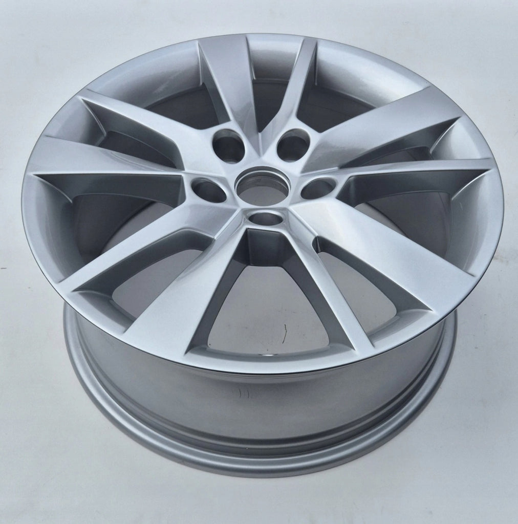 1x Alufelge 17 Zoll 7.0" 5x112 49ET 5E0601025 Skoda Octavia I Rim Wheel FEL7476018154md