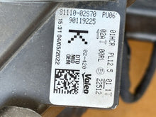 Load image into Gallery viewer, Frontscheinwerfer Toyota Corolla 81110-02S70 8111002S70 Full LED Rechts SCH5360519524fm