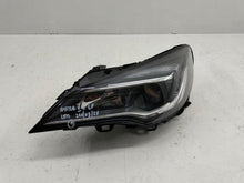 Laden Sie das Bild in den Galerie-Viewer, Frontscheinwerfer Opel Astra 39081892 Links Scheinwerfer Headlight SCH9625789995jg
