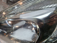 Laden Sie das Bild in den Galerie-Viewer, Frontscheinwerfer Opel Corsa D S276340130 13432889 Links Scheinwerfer Headlight SCH5933397206zg