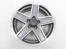 Load image into Gallery viewer, 1x Alufelge 17 Zoll 6.5" 5x114.3 39ET Graphit 1CT67 Jeep Compass Patriot FEL4648070147lt