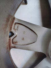 Laden Sie das Bild in den Galerie-Viewer, 1x Alufelge 18 Zoll 8.0&quot; 5x108 33ET 9684300877 Citroën C5 Iii Rim Wheel