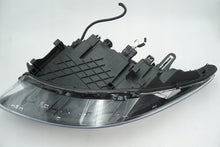 Laden Sie das Bild in den Galerie-Viewer, Frontscheinwerfer Renault Megane III 260100923R 0301288202 Rechts Headlight SCH9454684470mb
