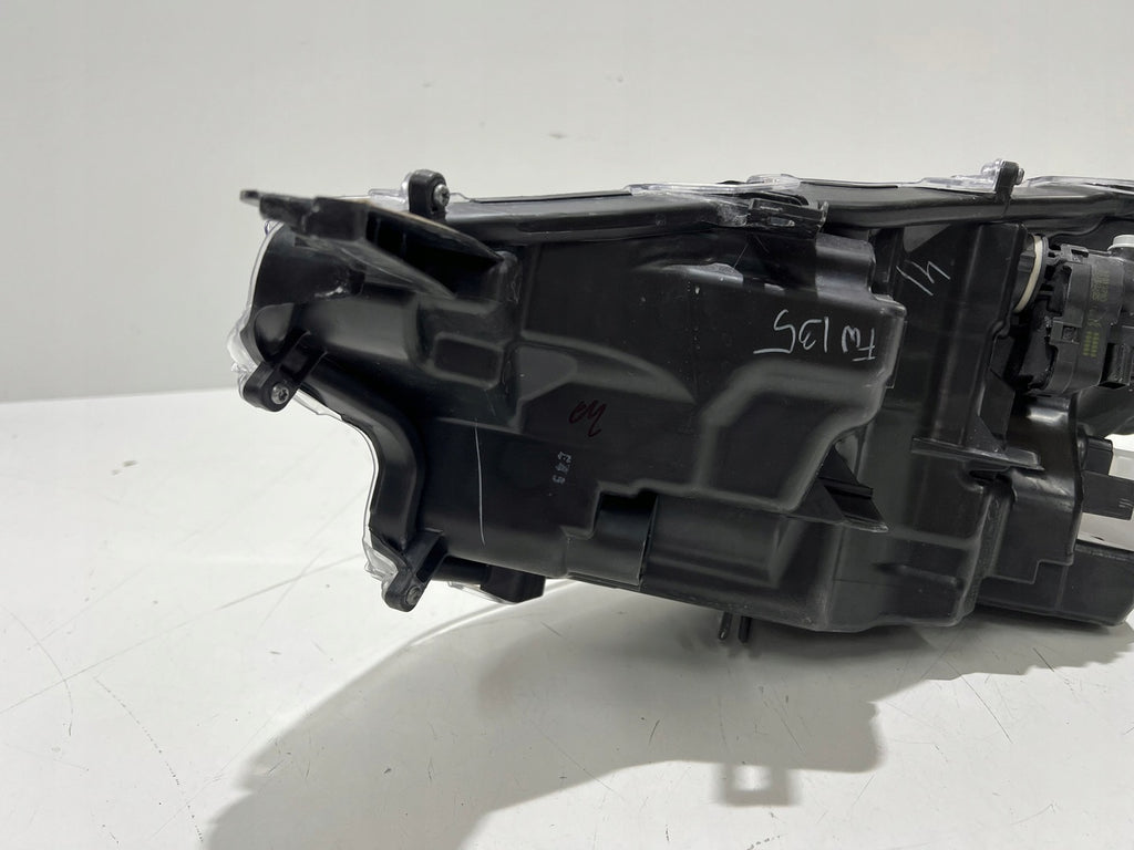 Frontscheinwerfer Toyota Yaris K0-8EU Rechts Scheinwerfer Headlight SCH6950426826em