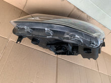Laden Sie das Bild in den Galerie-Viewer, Frontscheinwerfer Seat Ateca 579941007G Links Scheinwerfer Headlight SCH5777928983po