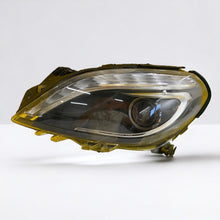 Laden Sie das Bild in den Galerie-Viewer, Frontscheinwerfer Mercedes-Benz W246 A2468207761 Xenon Links Headlight