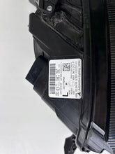 Load image into Gallery viewer, Frontscheinwerfer Skoda Fabia III 6V1941015F LED Ein Stück (Rechts oder Links)