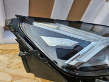 Laden Sie das Bild in den Galerie-Viewer, Frontscheinwerfer Dacia Sandero III Jogger 260102586 LED Rechts Headlight