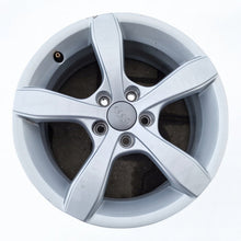 Laden Sie das Bild in den Galerie-Viewer, 1x Alufelge 15 Zoll 6.0&quot; 5x100 29ET Glanz Silber 8X0071495 Audi Rim Wheel