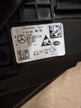 Laden Sie das Bild in den Galerie-Viewer, Frontscheinwerfer Mercedes-Benz Gle A1679066604 LED Rechts Headlight