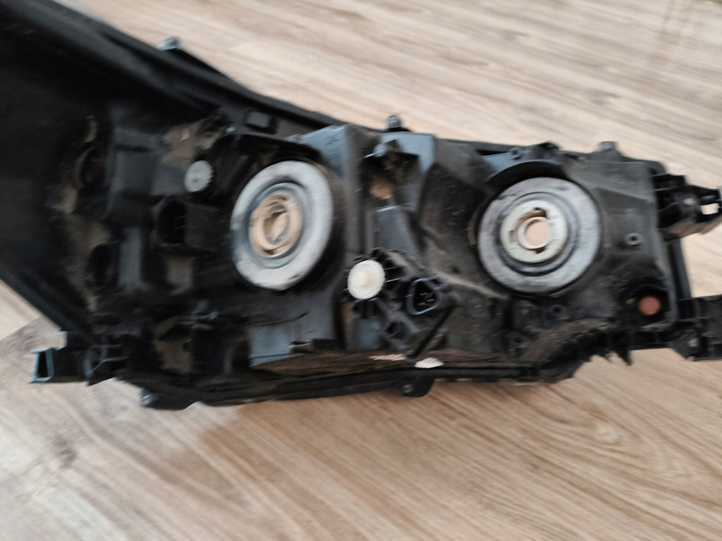 Frontscheinwerfer Toyota Hilux VIII 81150-0KK60 Links Scheinwerfer Headlight SCH9694700966db