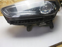 Laden Sie das Bild in den Galerie-Viewer, Frontscheinwerfer Hyundai I40 3Z92121350 LED Links Scheinwerfer Headlight