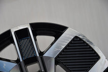 Load image into Gallery viewer, 1x Alufelge 18 Zoll 6.5" 5x114.3 38ET Glanz Schwarz 403008515R Renault Rim Wheel FEL7176704666iu