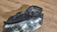 Laden Sie das Bild in den Galerie-Viewer, Frontscheinwerfer VW Passat 3C0941751G Xenon Links Scheinwerfer Headlight