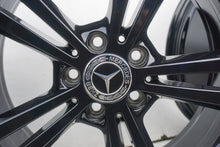 Laden Sie das Bild in den Galerie-Viewer, 4x Alufelge 18 Zoll 7.5&quot; 5x112 49ET Glanz Schwarz A1774011300 Mercedes-Benz W177