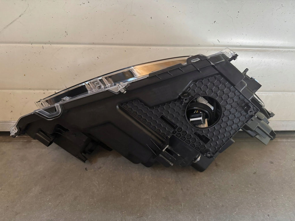 Frontscheinwerfer Toyota Yaris Cross LED Links Scheinwerfer Headlight SCH8159181924ri