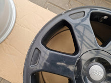 Laden Sie das Bild in den Galerie-Viewer, 1x Alufelge 17 Zoll 8.0" 5x112 4B3601025B Audi Rim Wheel FEL3240666821kh