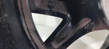 Laden Sie das Bild in den Galerie-Viewer, 1x Alufelge 17 Zoll 7.0" 5x108 40 5ET 32271987 Volvo V60 S60 Xc60 Rim Wheel FEL4699432598ow