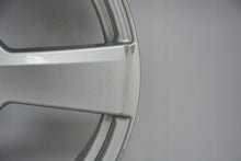 Load image into Gallery viewer, 1x Alufelge 18 Zoll 8.5&quot; 5x112 49ET Glanz Silber A2074010502 Mercedes-Benz A207