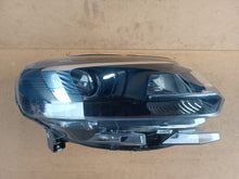 Laden Sie das Bild in den Galerie-Viewer, Frontscheinwerfer Opel Zafira Vivaro C 9832836480-00 Xenon Rechts Headlight