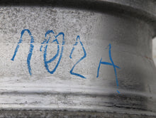 Laden Sie das Bild in den Galerie-Viewer, 1x Alufelge 16 Zoll 6.5&quot; 5x114.3 50ET Toyota Rim Wheel