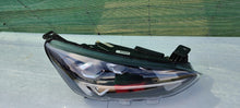 Laden Sie das Bild in den Galerie-Viewer, Frontscheinwerfer Ford Focus JX7B-13E014-SA Full LED Rechts Headlight SCH9887814081lt