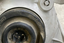 Laden Sie das Bild in den Galerie-Viewer, Frontscheinwerfer Toyota Avensis Land Cruiser 9922680008 Rechts oder Links