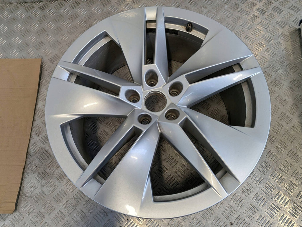 1x Alufelge 19 Zoll 8.0" 5x112 45ET 5LA601025C Skoda Enyaq Rim Wheel FEL2011544069pc