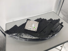 Laden Sie das Bild in den Galerie-Viewer, Frontscheinwerfer Ford Kuga III LV4B-13E016-AN L90188364 LED Rechts Headlight SCH6828690939wv