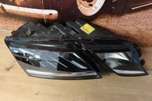 Laden Sie das Bild in den Galerie-Viewer, Frontscheinwerfer Skoda Octavia III 5E1941016D LED Rechts Scheinwerfer Headlight SCH9712160116ab