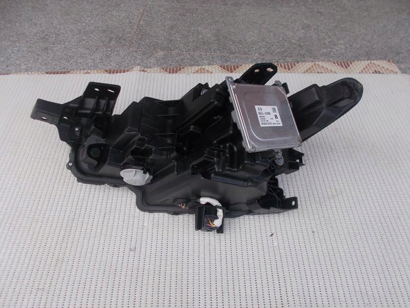 Frontscheinwerfer Mazda III 6283542335 Rechts Scheinwerfer Headlight