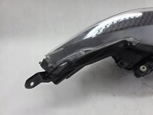Laden Sie das Bild in den Galerie-Viewer, Frontscheinwerfer Toyota IV Yaris EUK06 Links Scheinwerfer Headlight SCH9827104989if