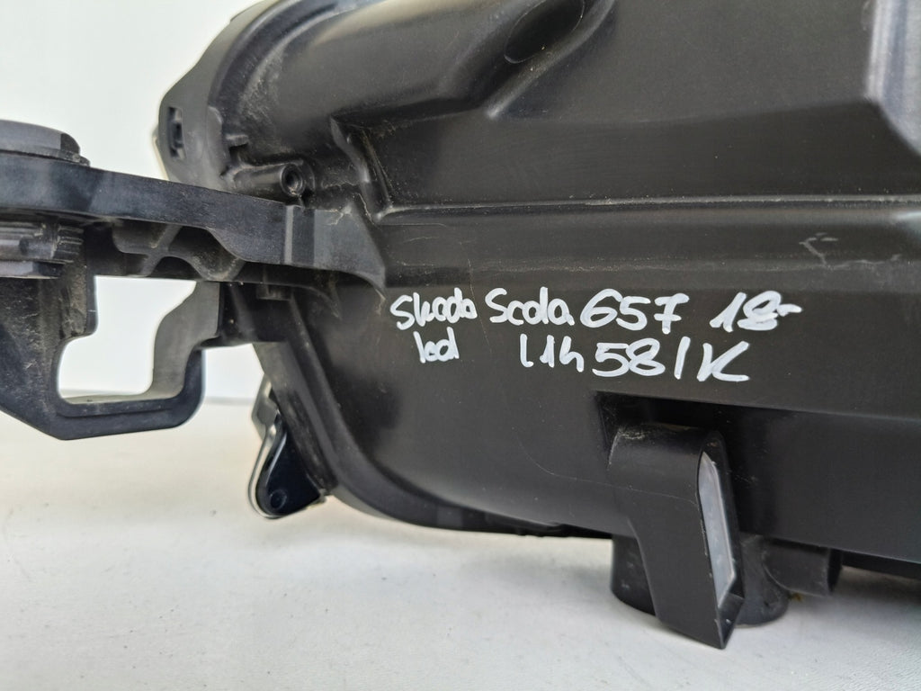 Frontscheinwerfer Skoda Scala 657941016 Rechts Scheinwerfer Headlight SCH4579690157ci