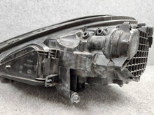 Laden Sie das Bild in den Galerie-Viewer, Frontscheinwerfer Porsche Cayenne 7P5941032 Xenon Rechts Scheinwerfer Headlight SCH2727492955zy