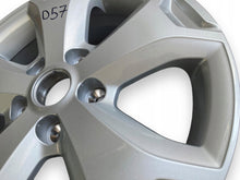 Load image into Gallery viewer, 1x Alufelge 16 Zoll 6.5" 5x114.3 50ET Glanz Silber 403007372R Dacia Duster FEL3441889539uc