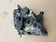 Laden Sie das Bild in den Galerie-Viewer, Frontscheinwerfer Opel Meriva A 2003-2010 Links Scheinwerfer Headlight SCH2777871141em