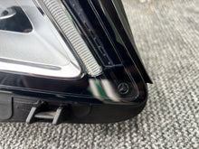Laden Sie das Bild in den Galerie-Viewer, Frontscheinwerfer Mercedes-Benz X156 A1569067000 Rechts Scheinwerfer Headlight SCH5546876295pb