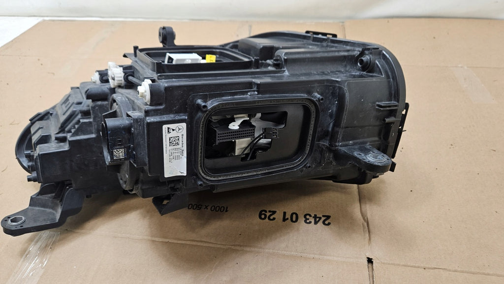 Frontscheinwerfer Mercedes-Benz Cls LED Rechts Scheinwerfer Headlight SCH8010168616nb